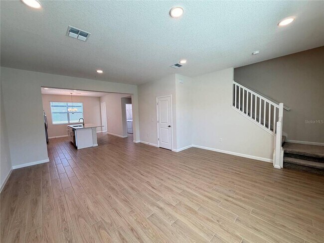 Building Photo - 474 Lady Palm St