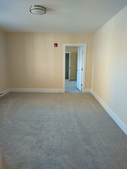 Living Room - 337 N Queen St