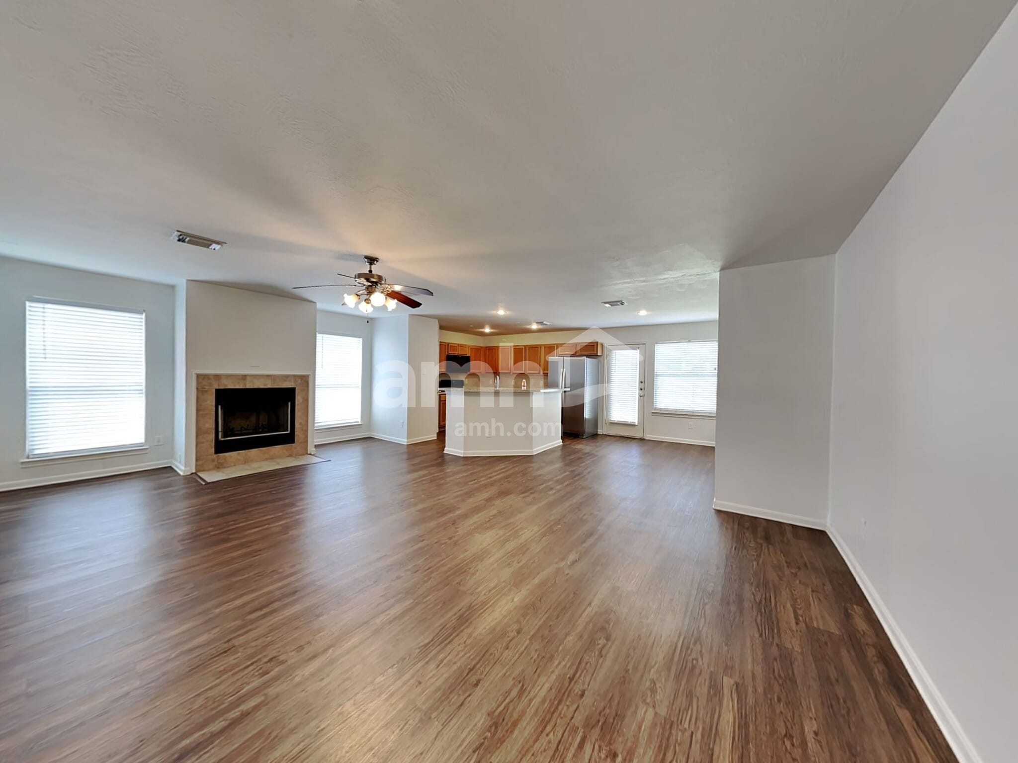 Building Photo - 2207 Shady Pine Dr