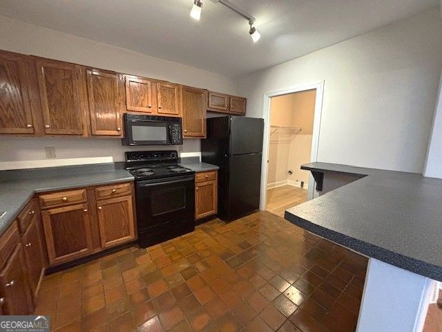 Building Photo - 7500 Roswell Rd