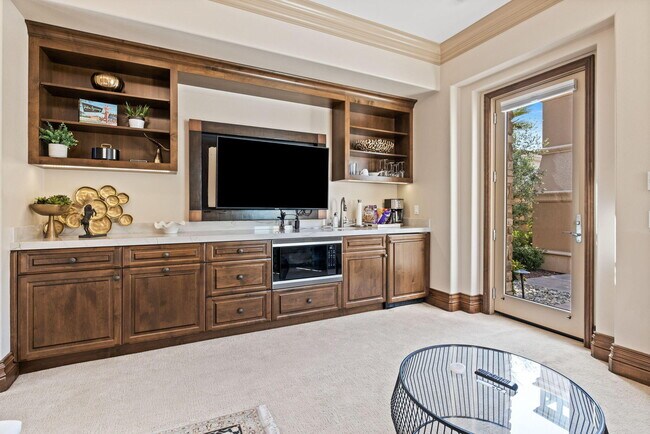 Building Photo - 75741 Via Stia