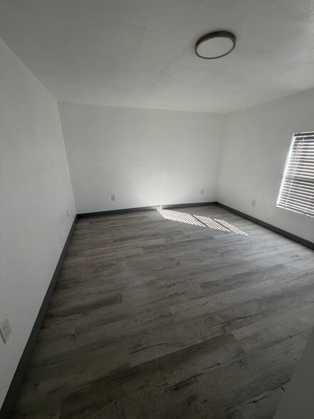 Building Photo - 806 S Rusk Ave