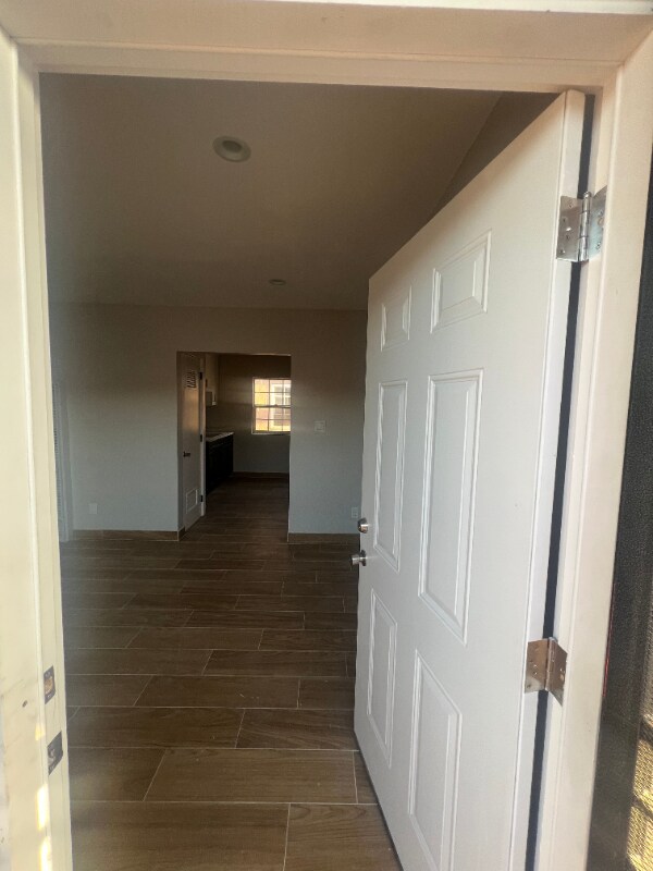 Building Photo - 9514 Avalon Blvd