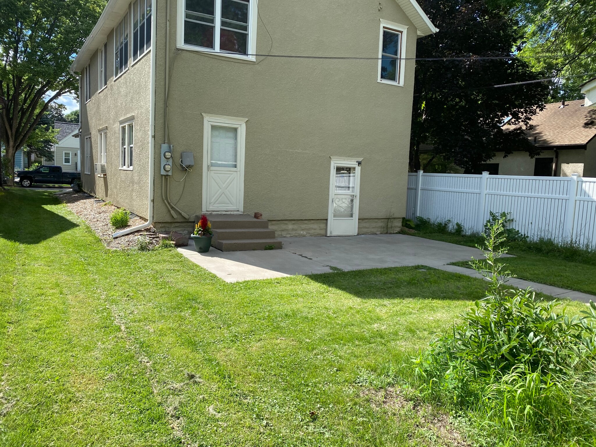 Building Photo - 3107 Hayes St NE