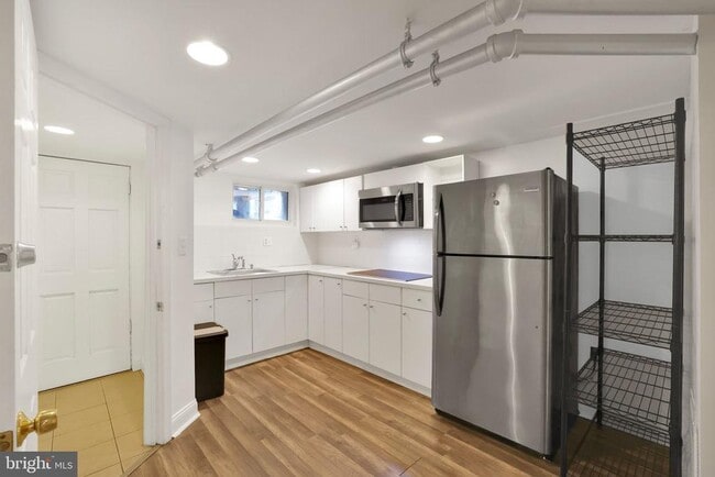 Building Photo - 3920 New Hampshire Ave NW