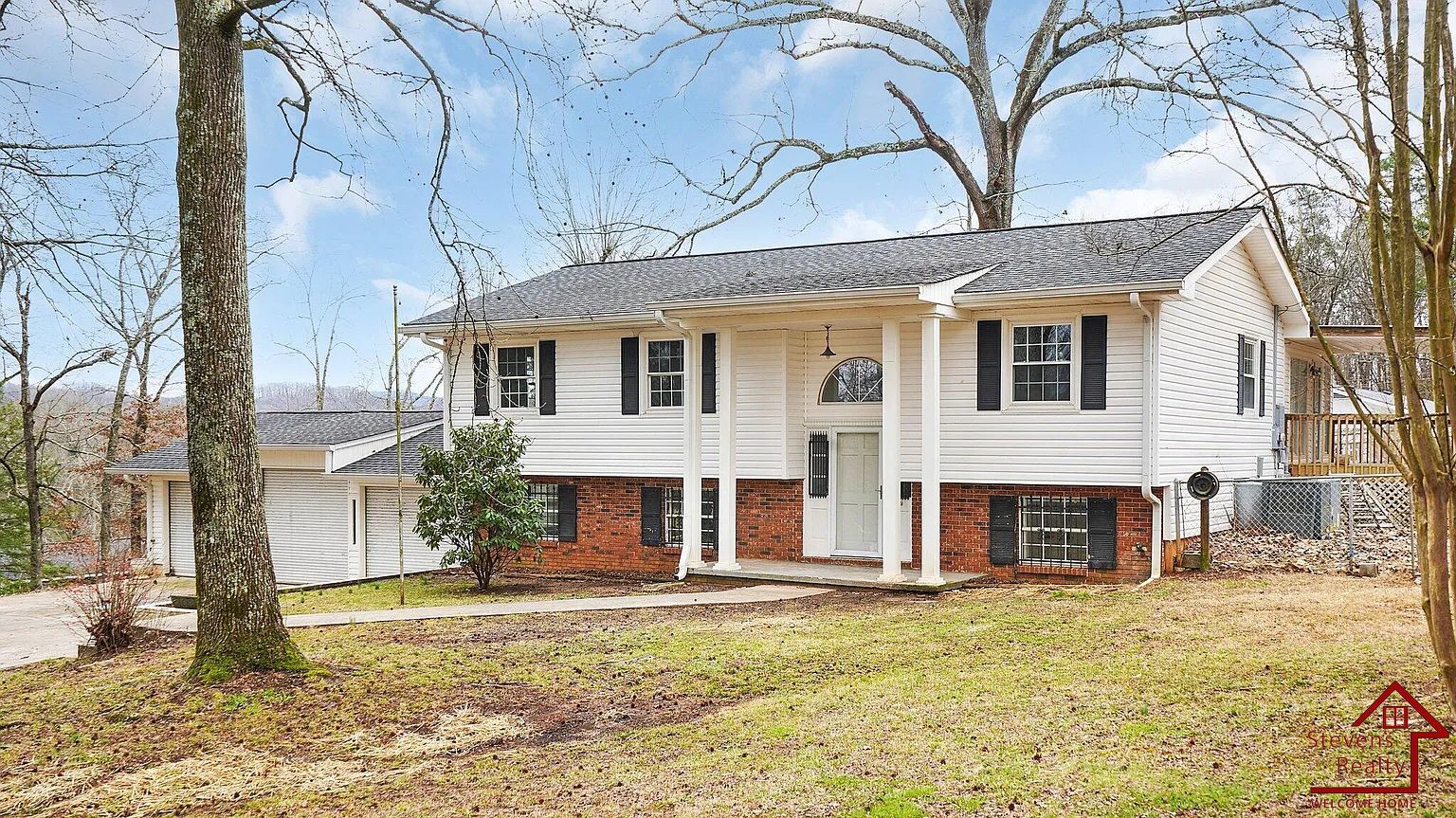 Building Photo - 510 Knollwoods Rd