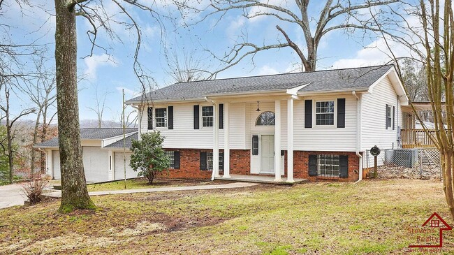 Building Photo - 510 Knollwoods Rd