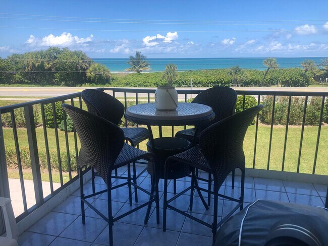 Building Photo - 5159 N Hwy A1A