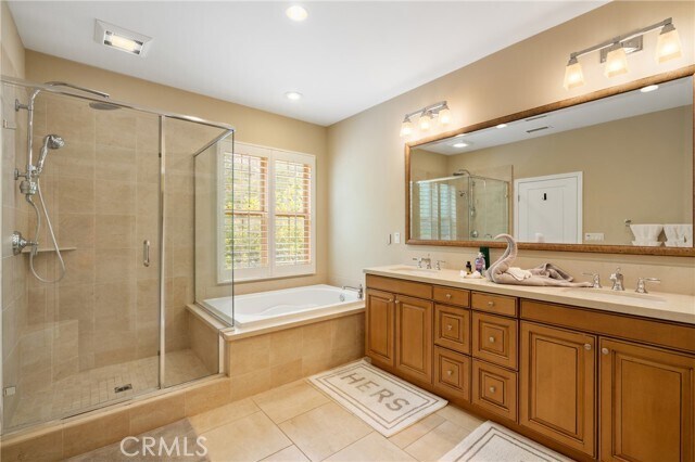 Building Photo - 61 Crestwick
