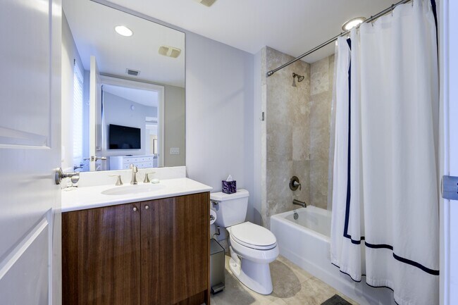 Building Photo - 2700 N Ocean Dr
