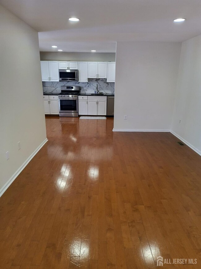 Building Photo - 89 Chariot Ct