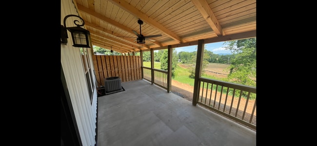 Building Photo - 2918 Montvale Rd