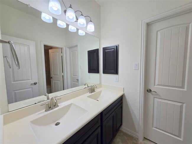 Building Photo - 8030 Garland Path Bend Ln