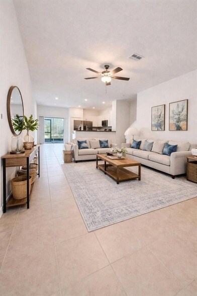 Building Photo - 6090 Shiner St