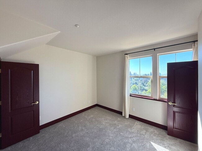 Building Photo - NEW CONSTRUCTION HUGE 1800sf 3BR/3BA 2GR Caballo Hills Townhome Western Views AVAIL NOW