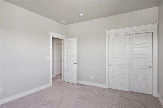 Building Photo - 10103 W Twisted Vine Dr.