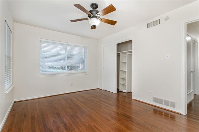 Building Photo - 6908 Wake Forrest Dr