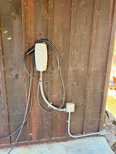 Building Photo - 156 Muerdago Rd