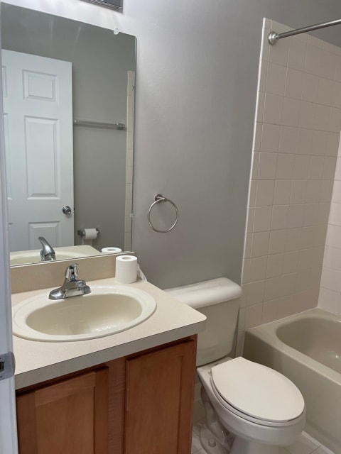 Building Photo - 8457 Towne Center Cir