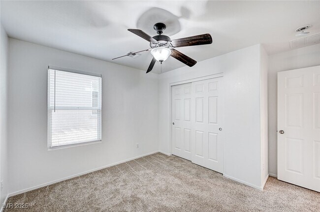 Building Photo - 10837 Hunters Green Ave