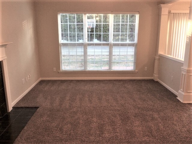 Building Photo - 9340 Stawell Dr