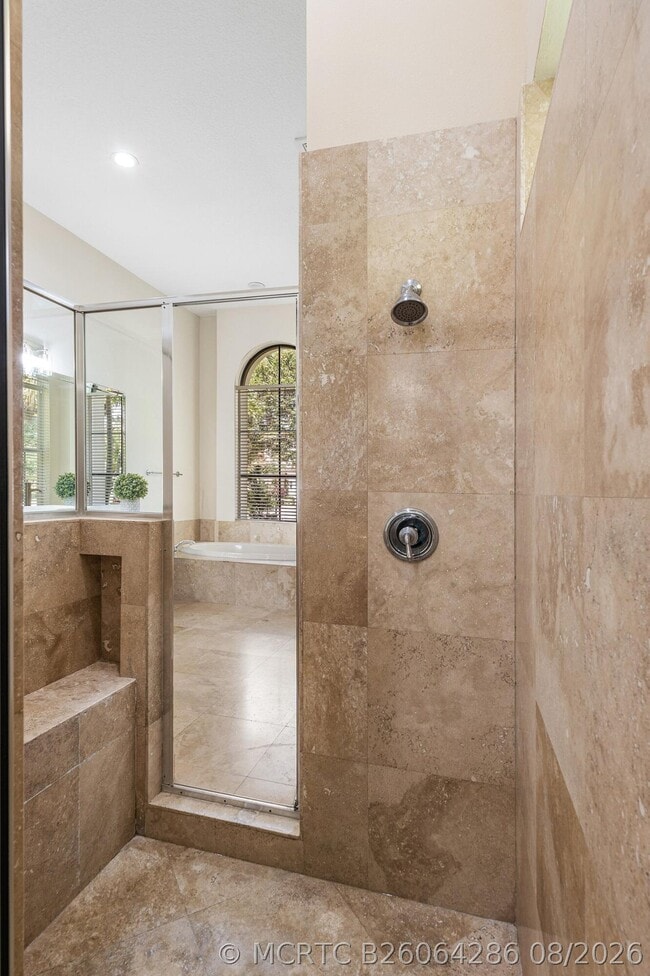 Building Photo - 3381 Lago De Talavera