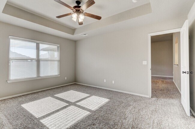 Building Photo - 308 Stoneridge Dr
