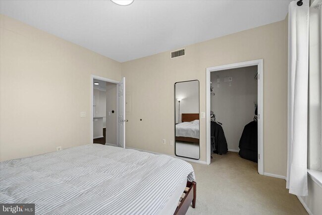 Building Photo - 1591 Spring Gate Dr.