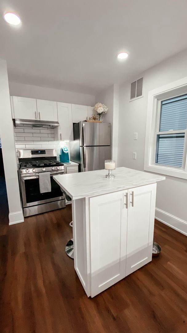 Building Photo - Annesley - 1438-1440 S 72nd Street