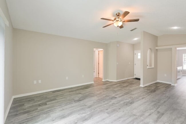 Building Photo - 1056 Malletwood Dr