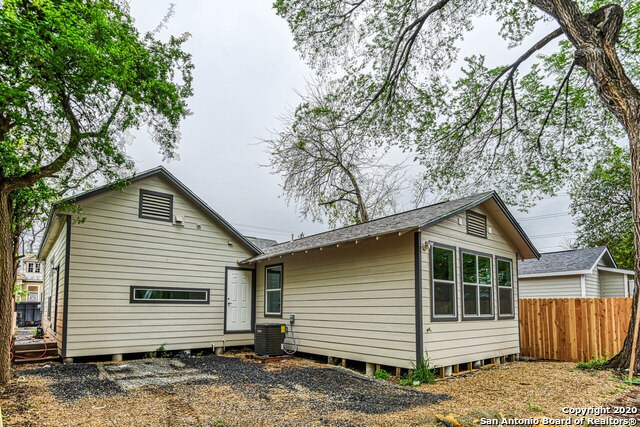 Building Photo - 212 Lowell St