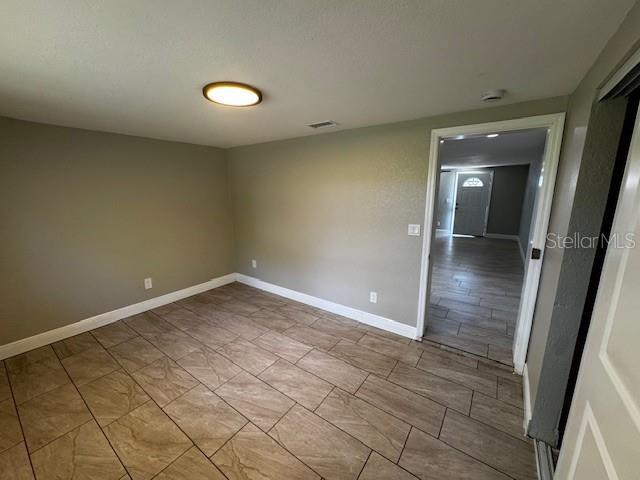 Building Photo - 6421 Kelso Dr