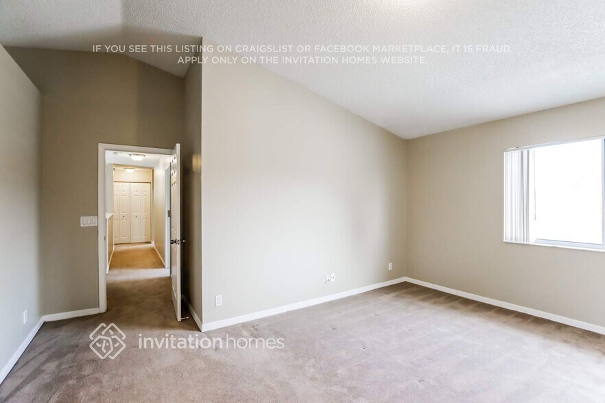 Building Photo - 9130 NW 44th Ct