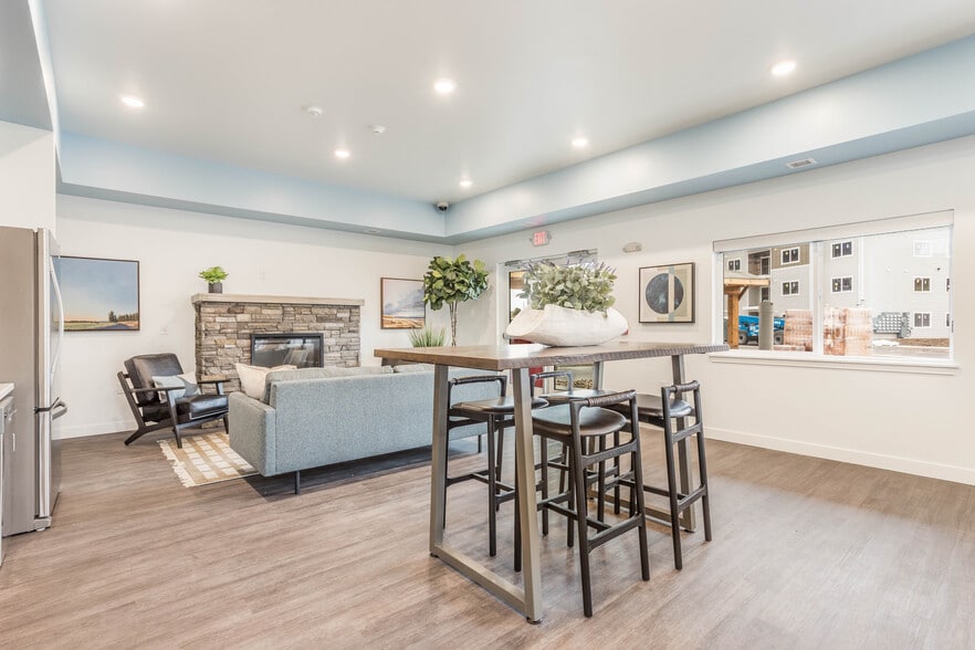 Primary Photo - Hidden Valley Stables