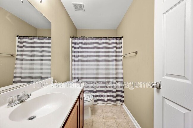 Building Photo - 2606 Spivey Ct