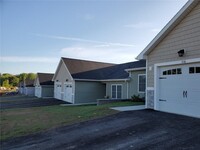 Building Photo - 170 Heartwood Ln