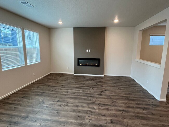 Building Photo - Brand New Construction Across from Park