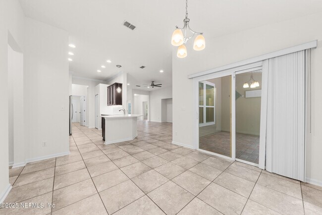 Building Photo - 11597 Paceys Pond Cir