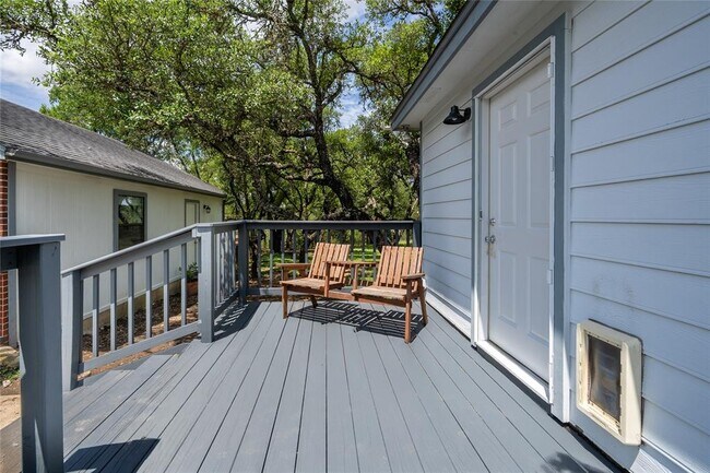Building Photo - 614 Canyon Rim Dr