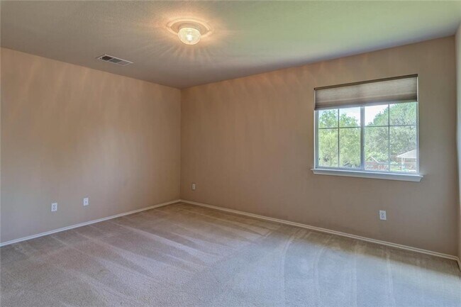 Building Photo - 10816 Pall Mall Dr