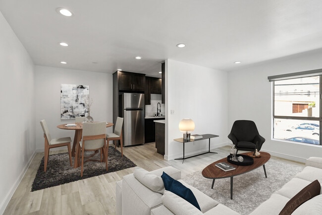 UNIT 8 available on 10/10/25 - 900 College St.