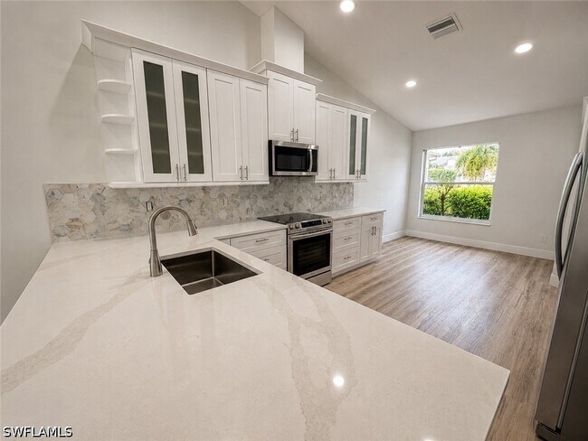 Building Photo - 8204 Ibis Cove Cir