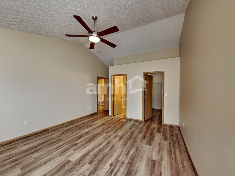 Building Photo - 7802 Jefferson Run