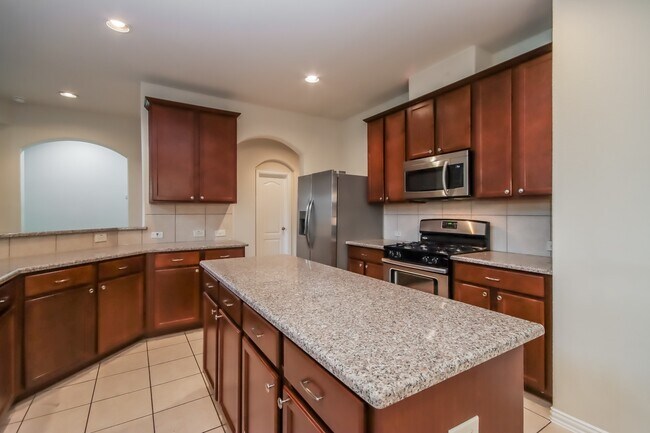 Building Photo - 21324 Kings Guild Ln