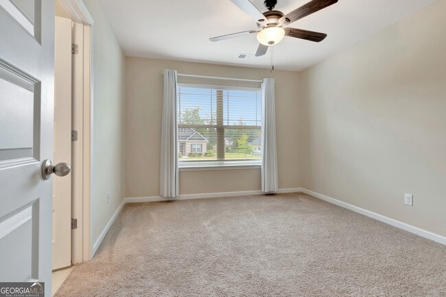 Building Photo - 180 Charleston Dr