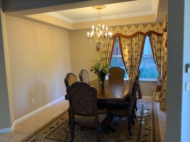 Building Photo - Sky Hawks finest at a price that can't be beat