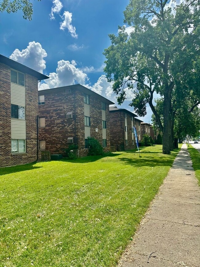 Primary Photo - 3045 Bernice Rd