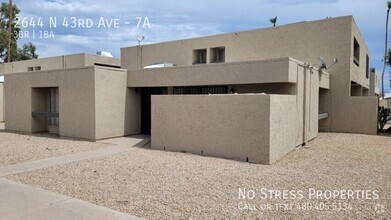 Building Photo - 3 Bed Condo off 43rd Ave and Thomas!