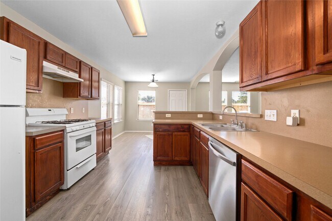 Building Photo - 5106 Bright Oak Ct