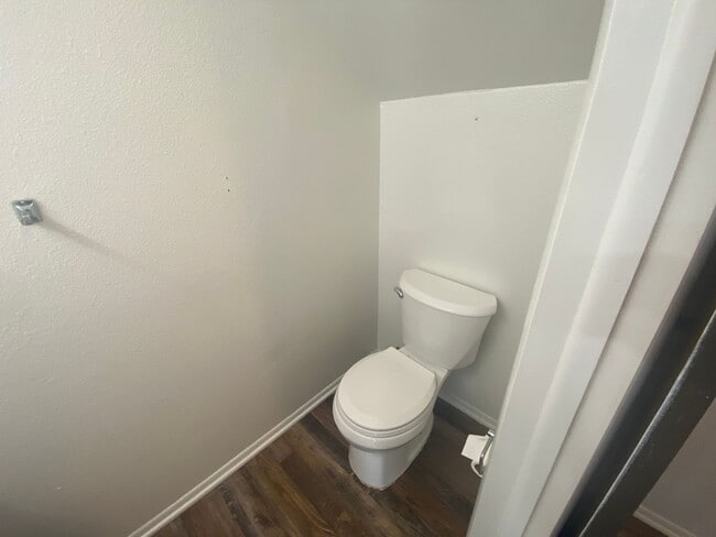 Building Photo - Nice 3 bedroom townhome in Aurora